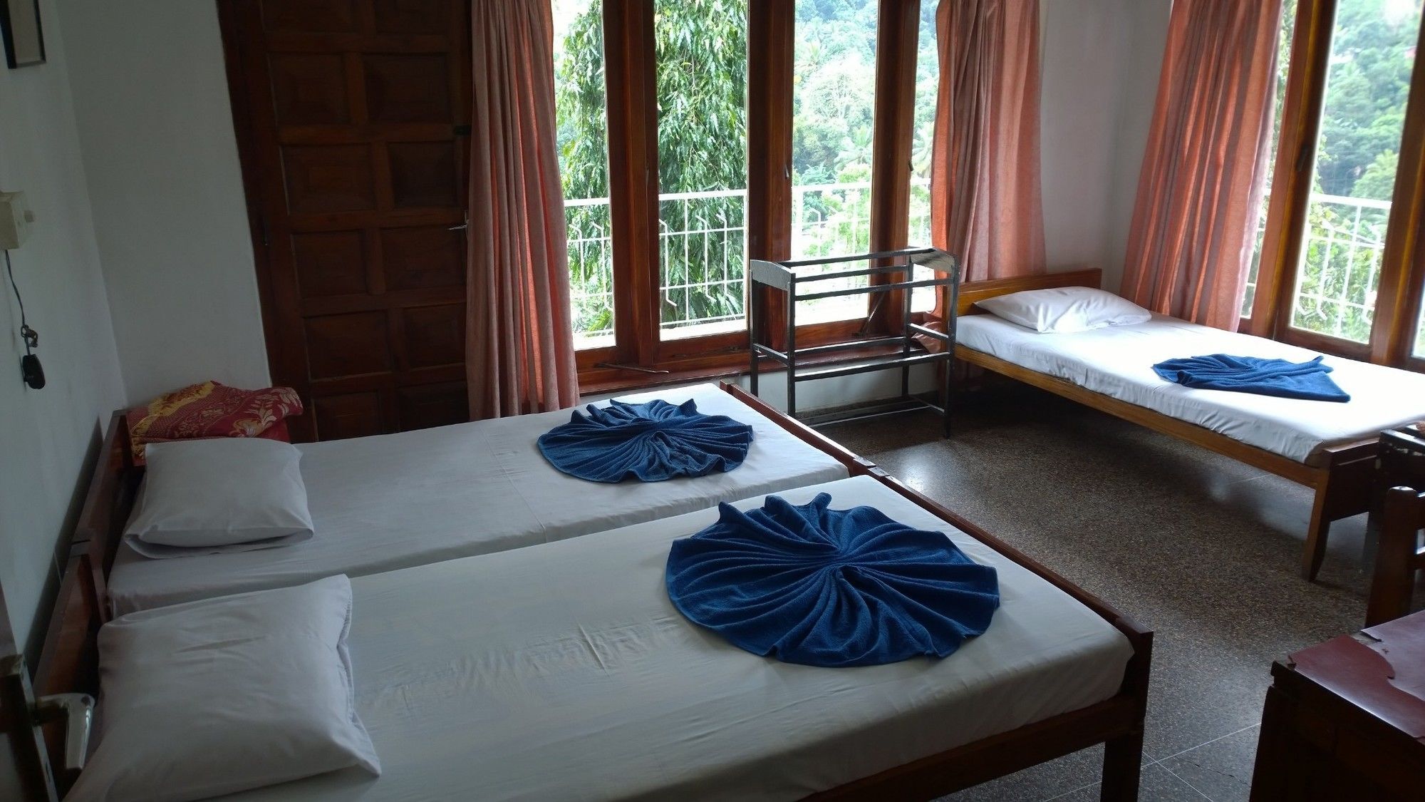 Oyo 436 Sandakelum Tourist Guest House Kandy Kültér fotó