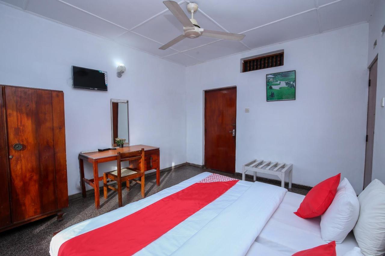 Oyo 436 Sandakelum Tourist Guest House Kandy Kültér fotó